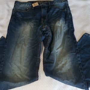 AEO Men's Relaxed Straight Jeans